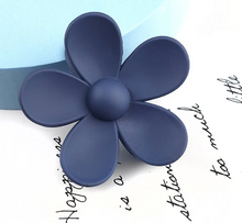 Load image into Gallery viewer, NJ -  Flower Acrylic Hair Claws (Multiple Colors)
