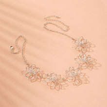 Load image into Gallery viewer, NJ - Dimensional Flower Necklace - Silver