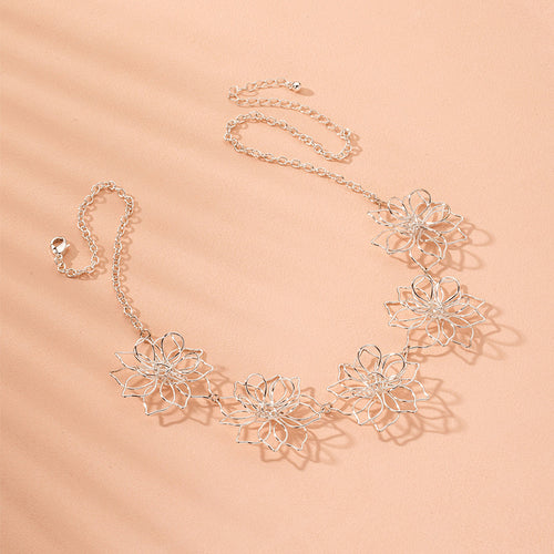 NJ - Dimensional Flower Necklace - Silver