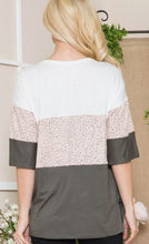 Load image into Gallery viewer, OF - Color Block w/ Pocket - White