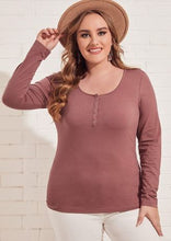 Load image into Gallery viewer, ER - PLUS Half Button Tee - Redwood